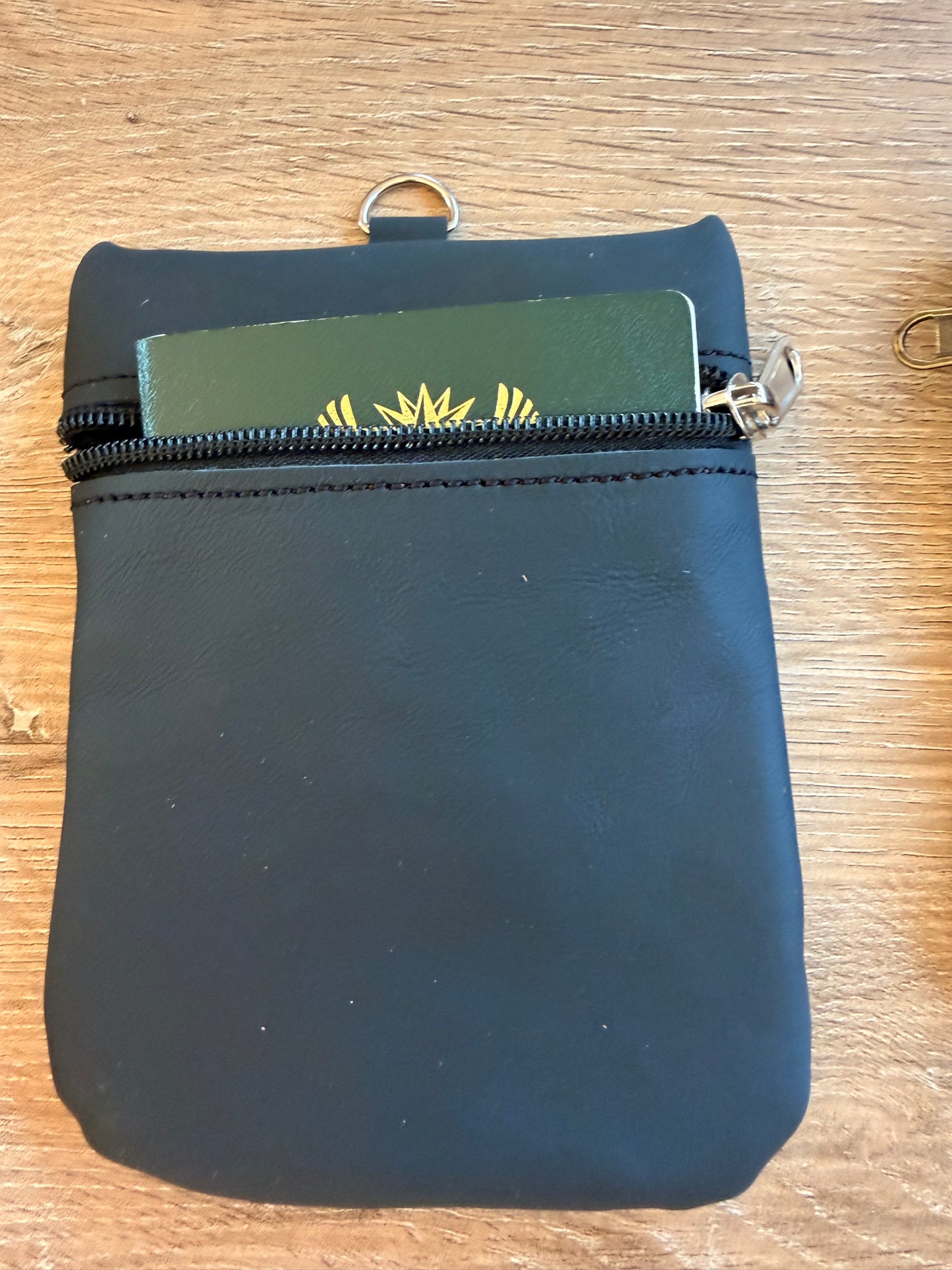 Handmade Genuine Leather
Detachable Wallet - Black