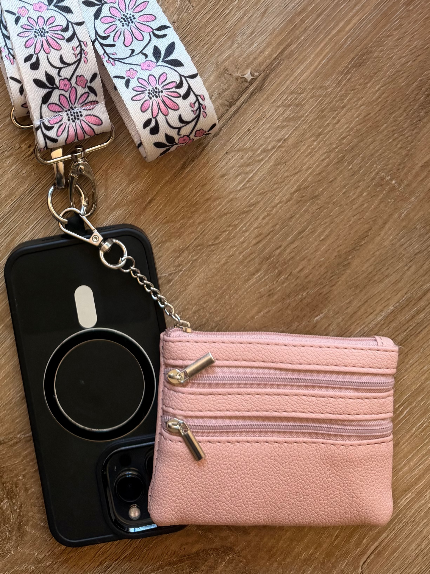 Snap Chic Little Luxe Wallet -Pink